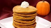 Easy breakfast ideas including pancakes, eggs, and French toast