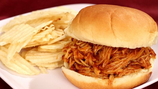 Crock Pot Shredded Barbecue Chicken