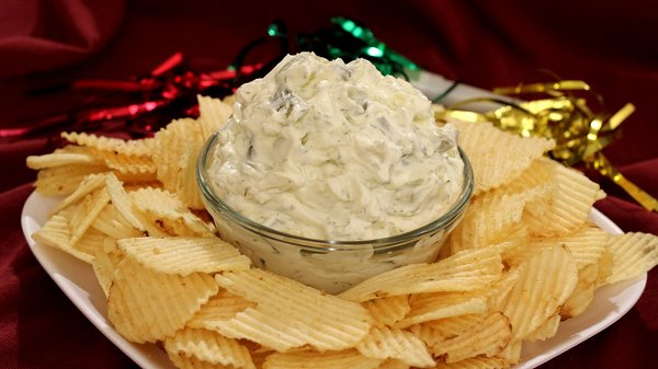 Dill Pickle Dip