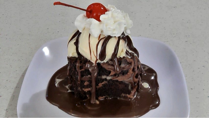 Easy Hot Fudge Sauce