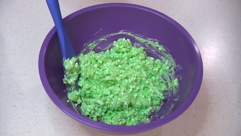Stir in the crushed pineapple
