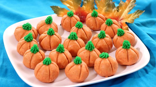 Peanut Butter Fudge Pumpkins