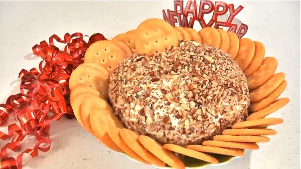 Pineapple Cheese Ball