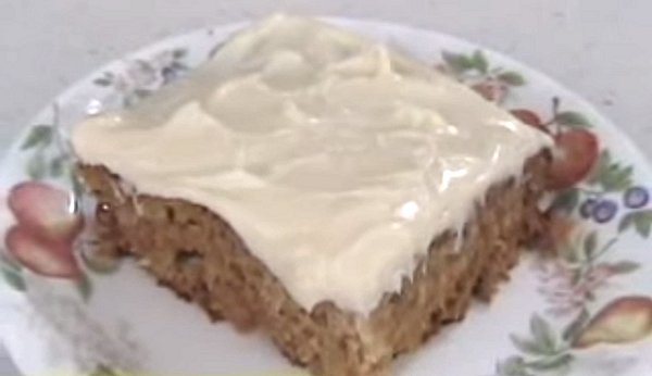 Pineapple Cream Cake