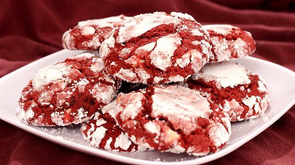 Red Velvet Valentine Cookies