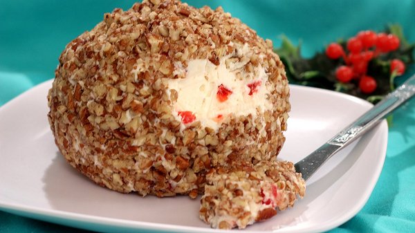 Sweet Cheese Ball